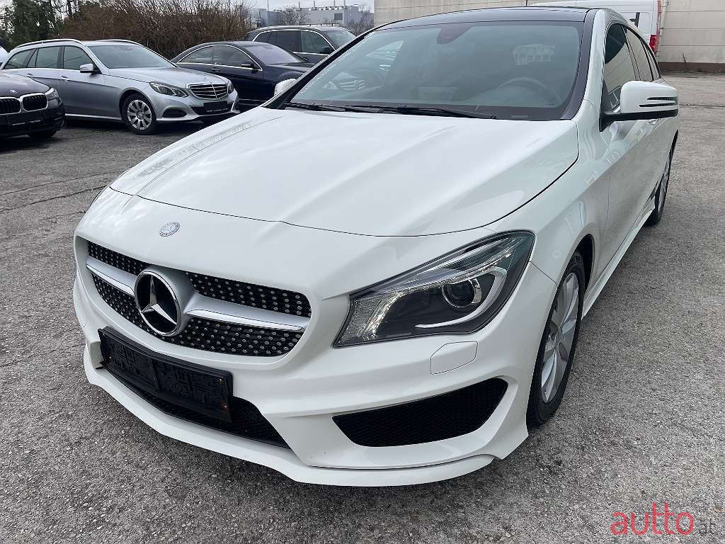 2015' Mercedes-Benz Cla-Klasse photo #1