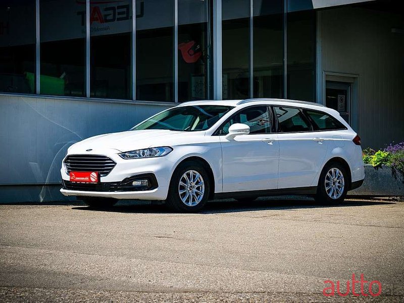 2020' Ford Mondeo photo #4