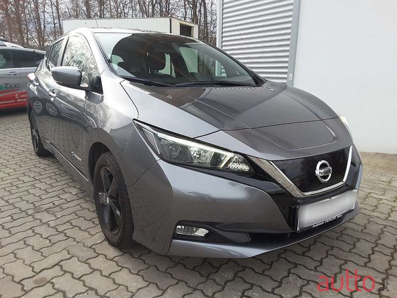 2018' Nissan Leaf photo #5