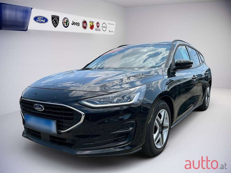 2022' Ford Focus photo #1