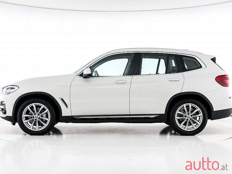 2021' BMW X3 photo #2