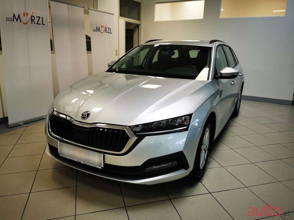 2021' Skoda Octavia photo #1
