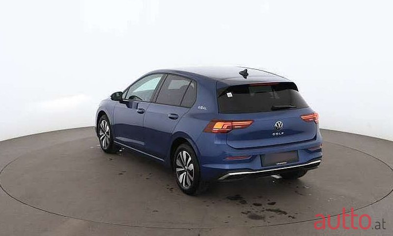 2024' Volkswagen Golf photo #4