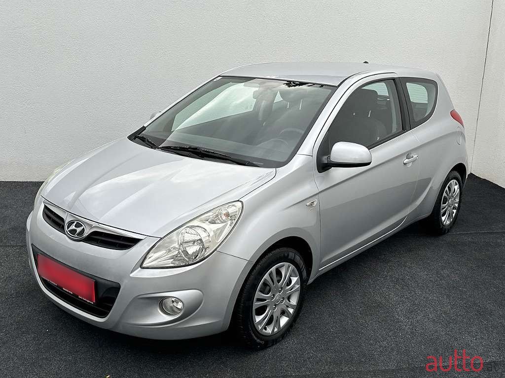 2009' Hyundai i20 photo #3