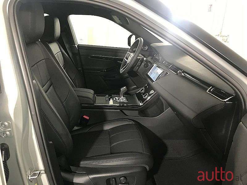 2024' Land Rover Range Rover Evoque photo #3