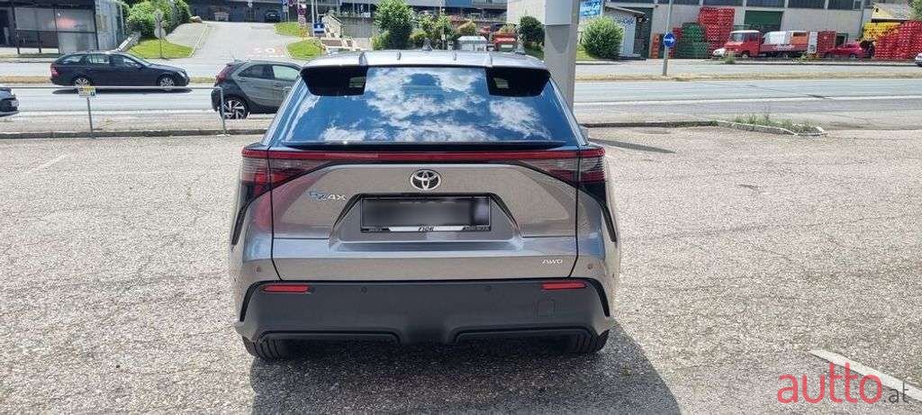 2023' Toyota bZ4X photo #5