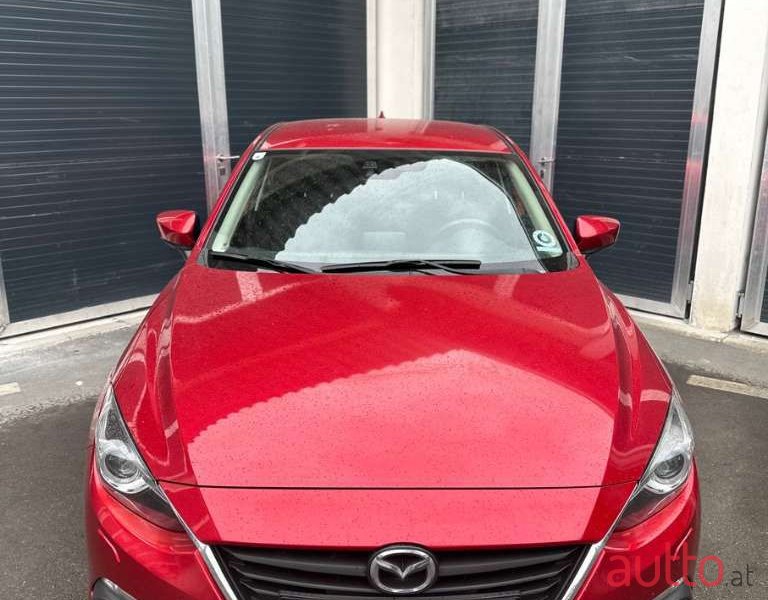 2015' Mazda Mazda3 photo #2
