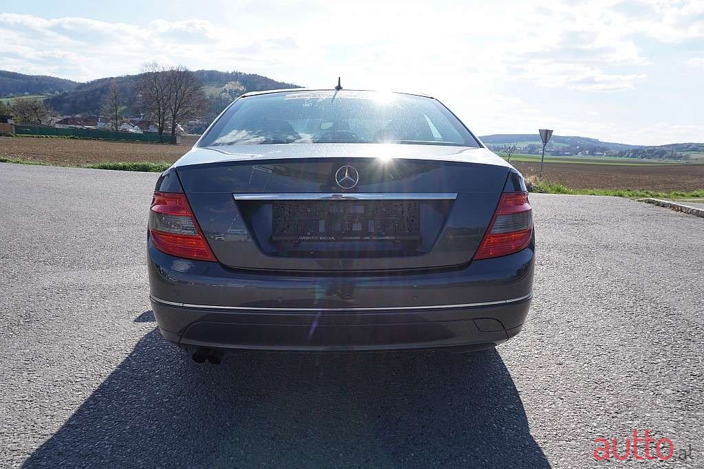 2010' Mercedes-Benz C-Klasse photo #5