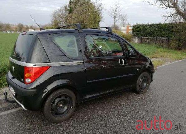 2007' Peugeot 1007 photo #1