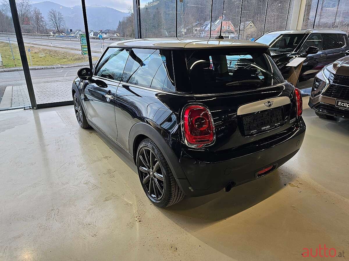 2015' MINI Cooper photo #2