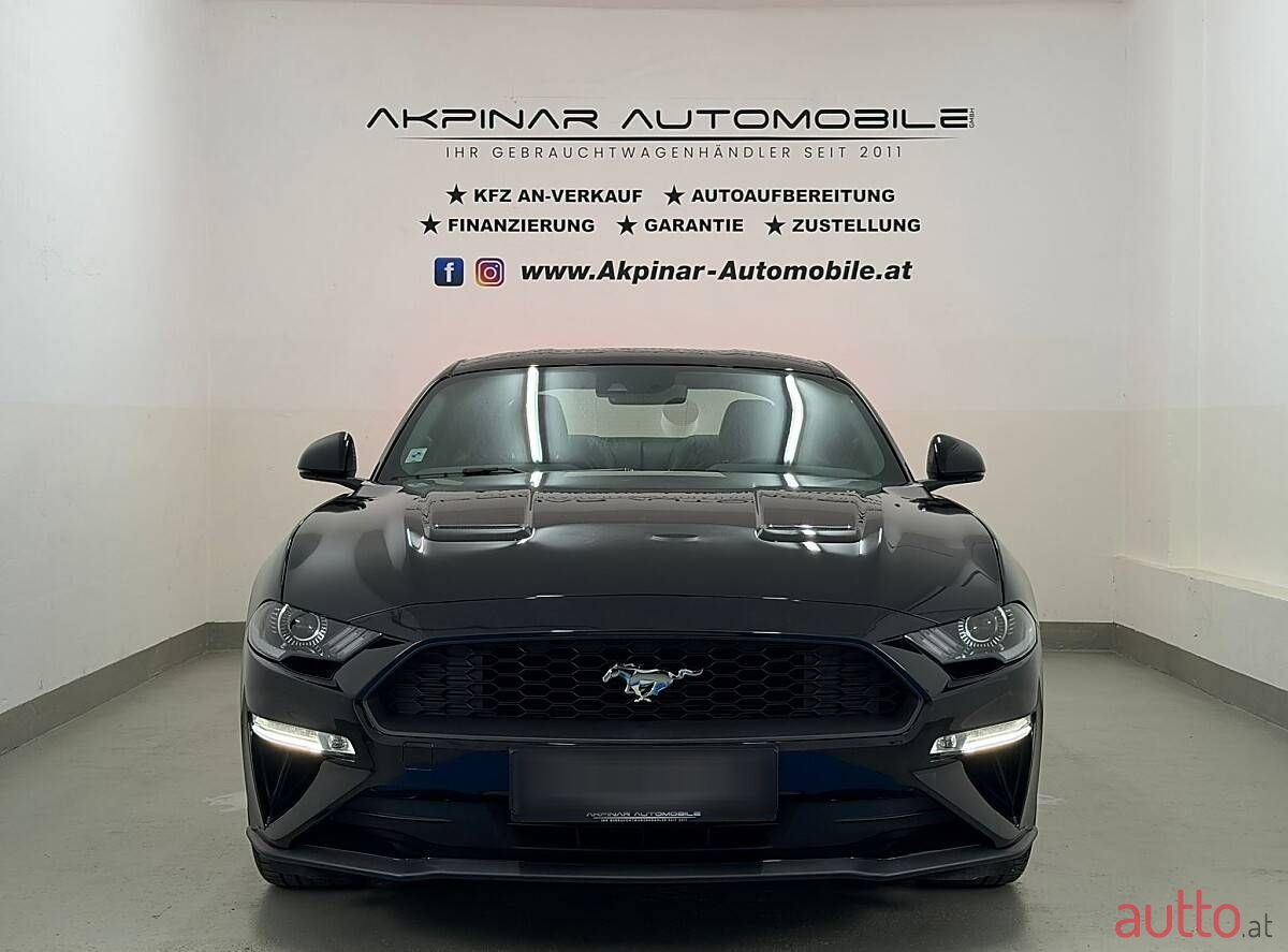 2019' Ford Mustang photo #2