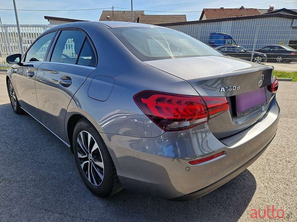 2020' Mercedes-Benz A-Klasse photo #5