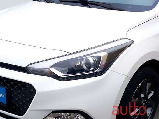 2017' Hyundai i20 photo #5