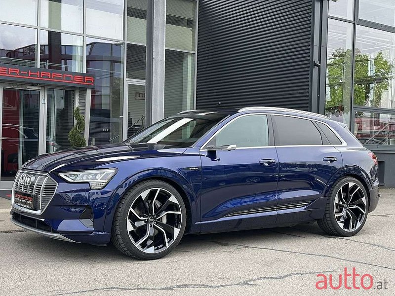 2020' Audi e-tron photo #2