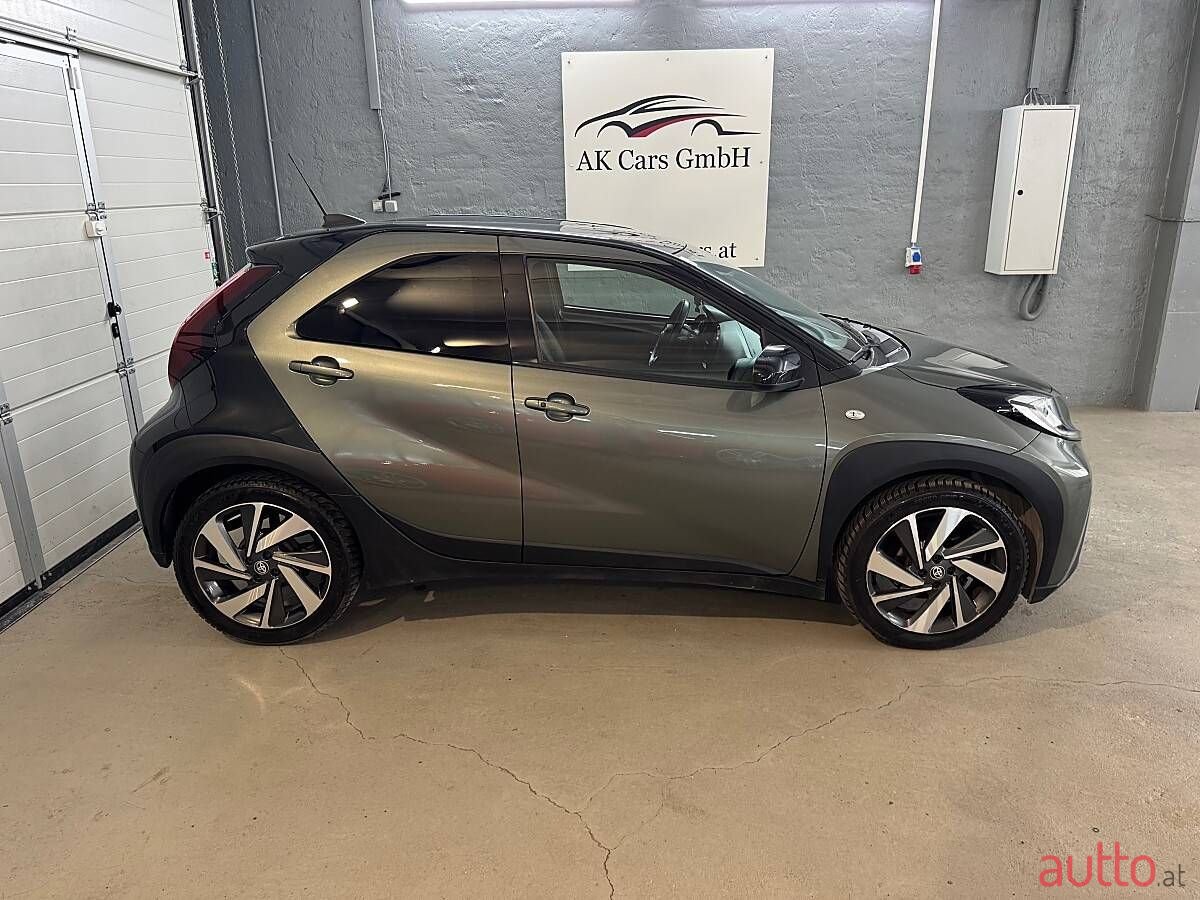 2023' Toyota Aygo photo #5