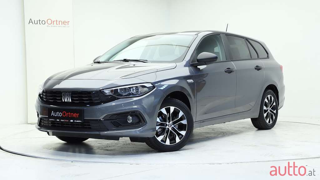 2022' Fiat Tipo photo #1