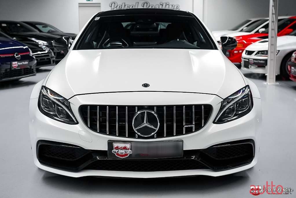 2018' Mercedes-Benz C-Klasse photo #2