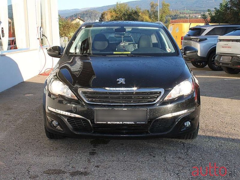 2017' Peugeot 308 photo #2