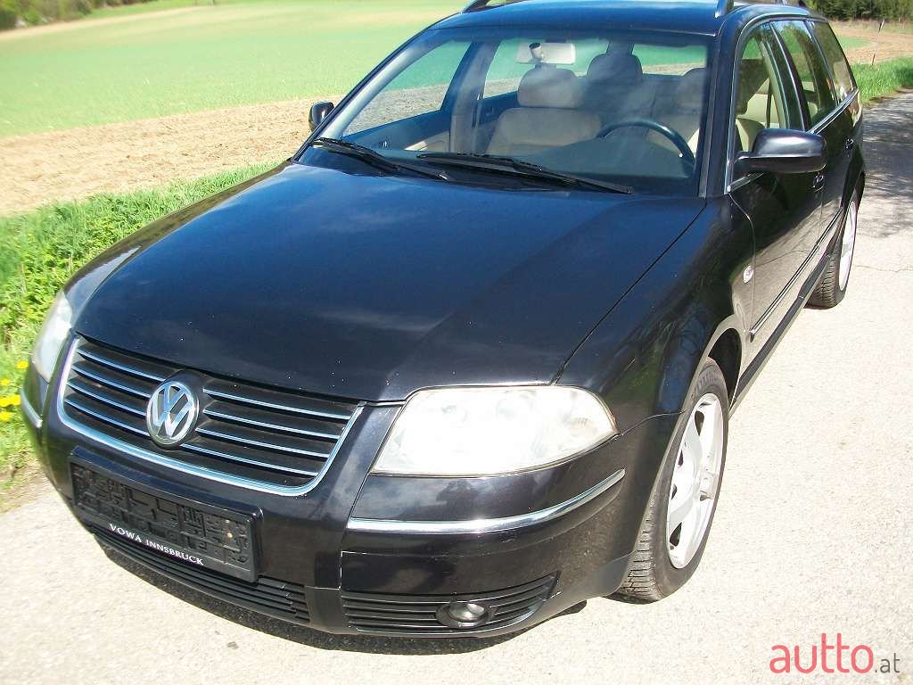 2001' Volkswagen Passat photo #1