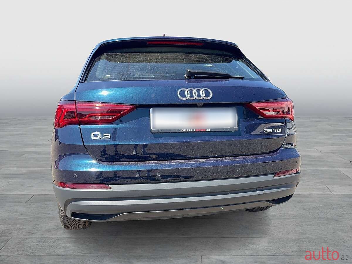 2019' Audi Q3 photo #5