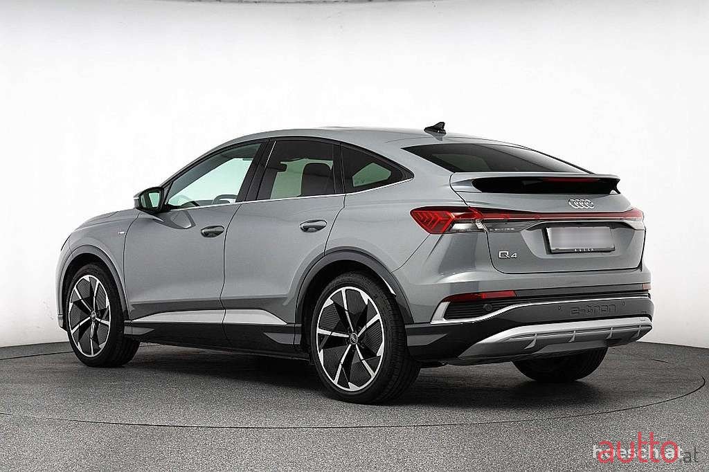 2023' Audi Q4 photo #4