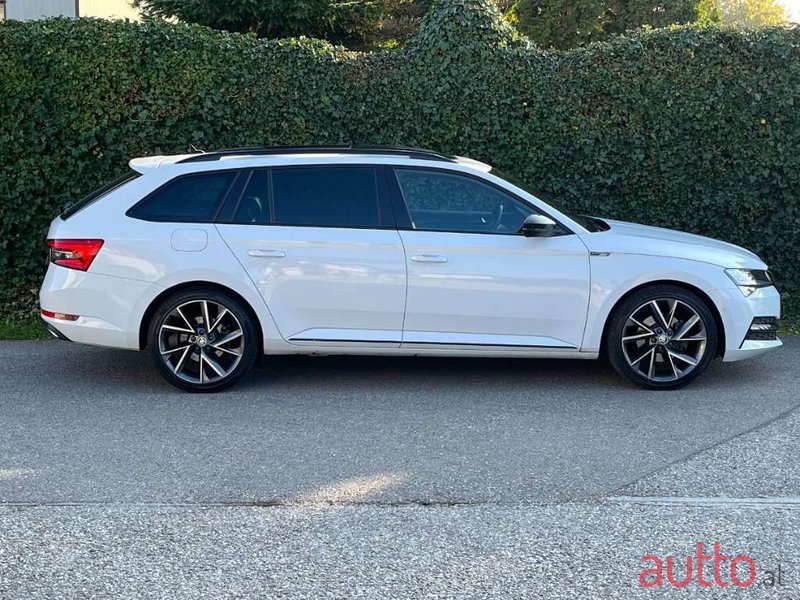 2020' Skoda Superb photo #3