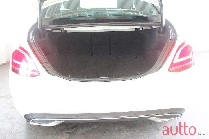 2021' Mercedes-Benz C-Klasse photo #5