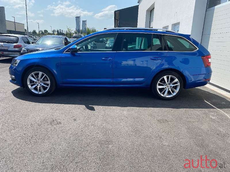 2019' Skoda Octavia photo #3