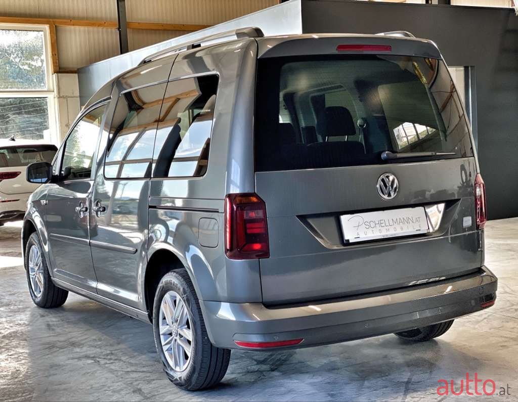 2020' Volkswagen Caddy photo #5