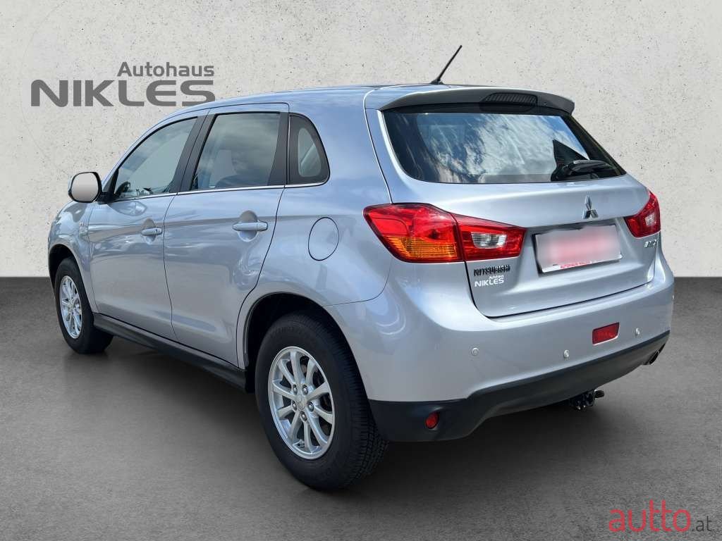 2016' Mitsubishi ASX photo #3