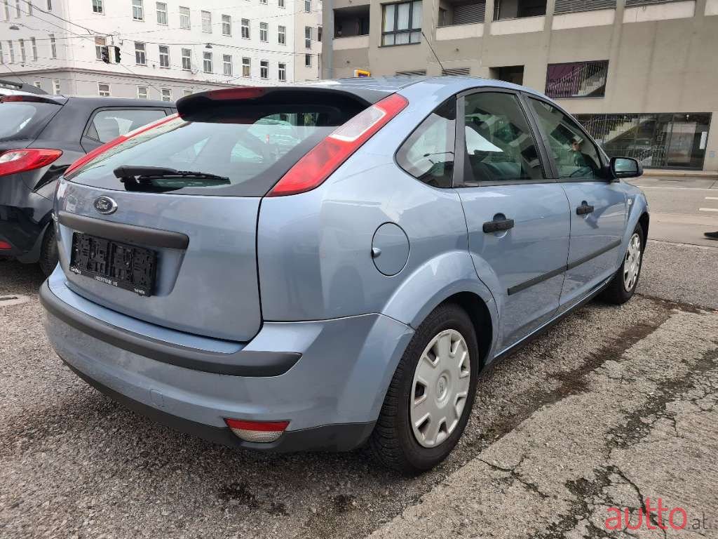 2005' Ford Focus photo #6