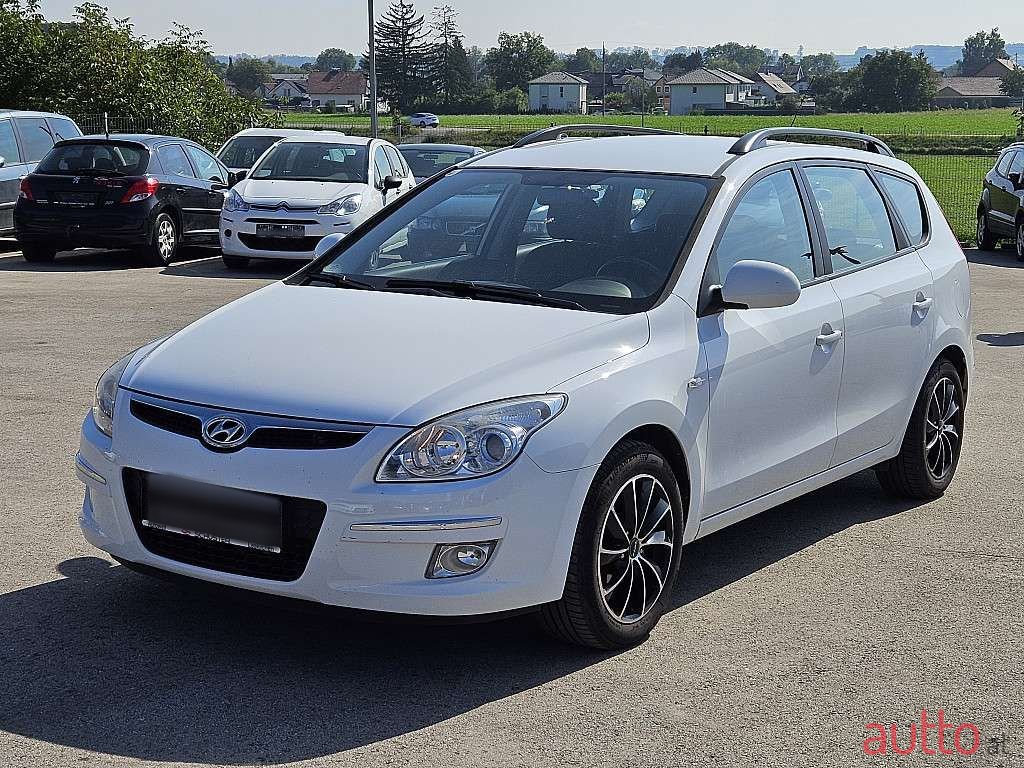 2009' Hyundai i30 photo #1