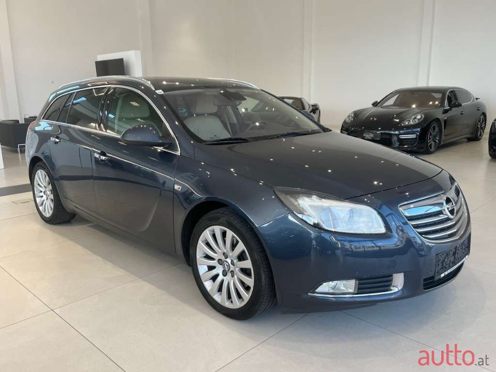 2009' Opel Insignia photo #3