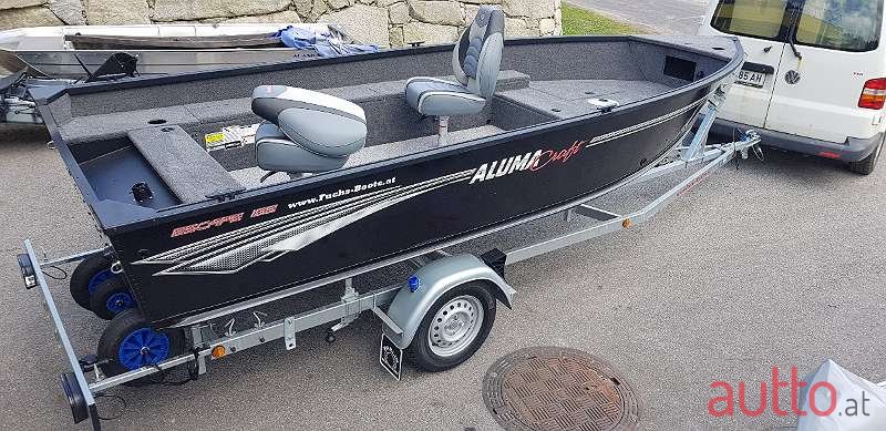 2000' Alumacraft photo #1