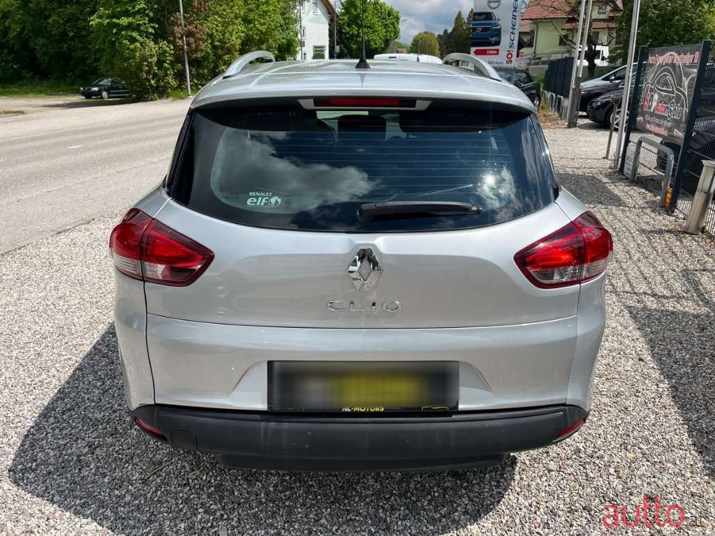 2013' Renault Clio photo #5