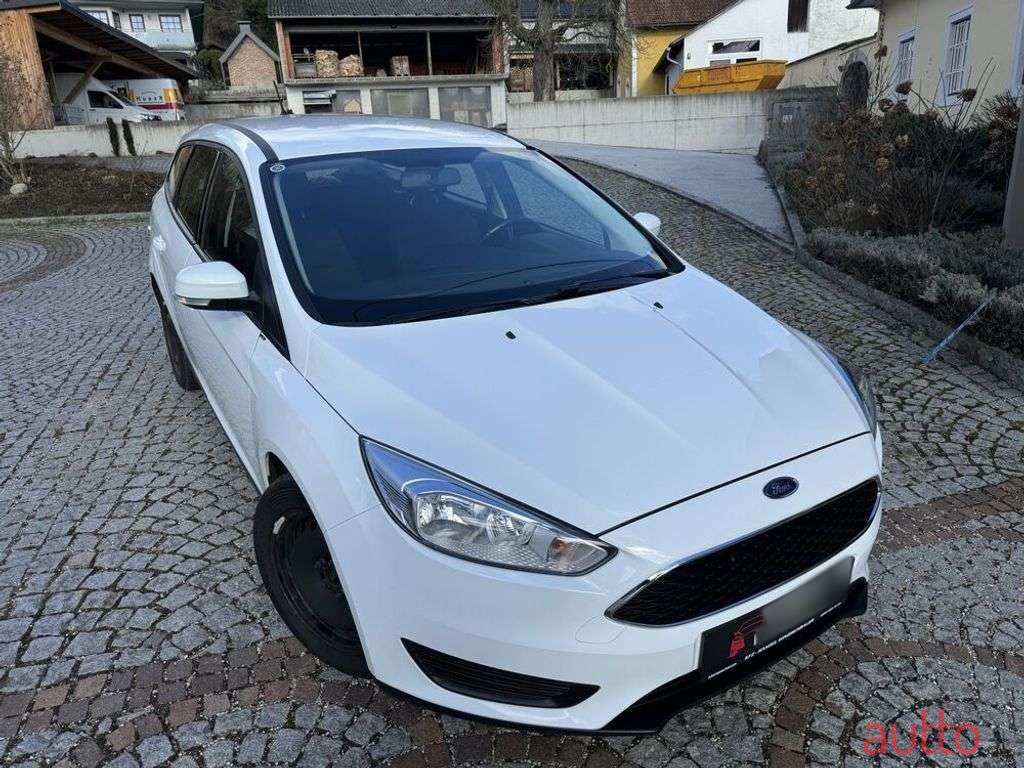 2018' Ford Focus photo #5