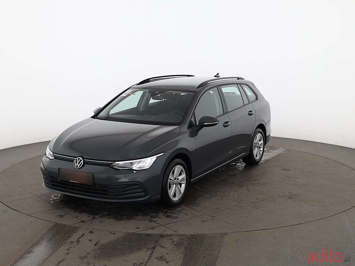2021' Volkswagen Golf photo #2