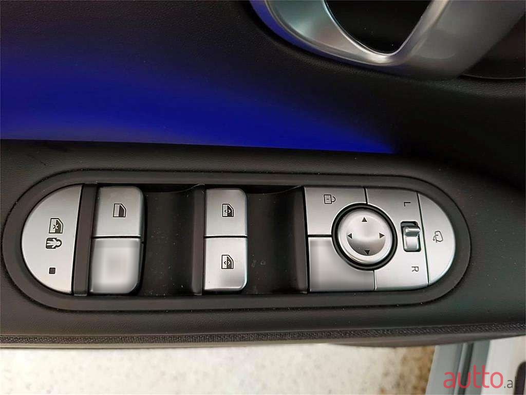 2024' Hyundai Ioniq 5 photo #5