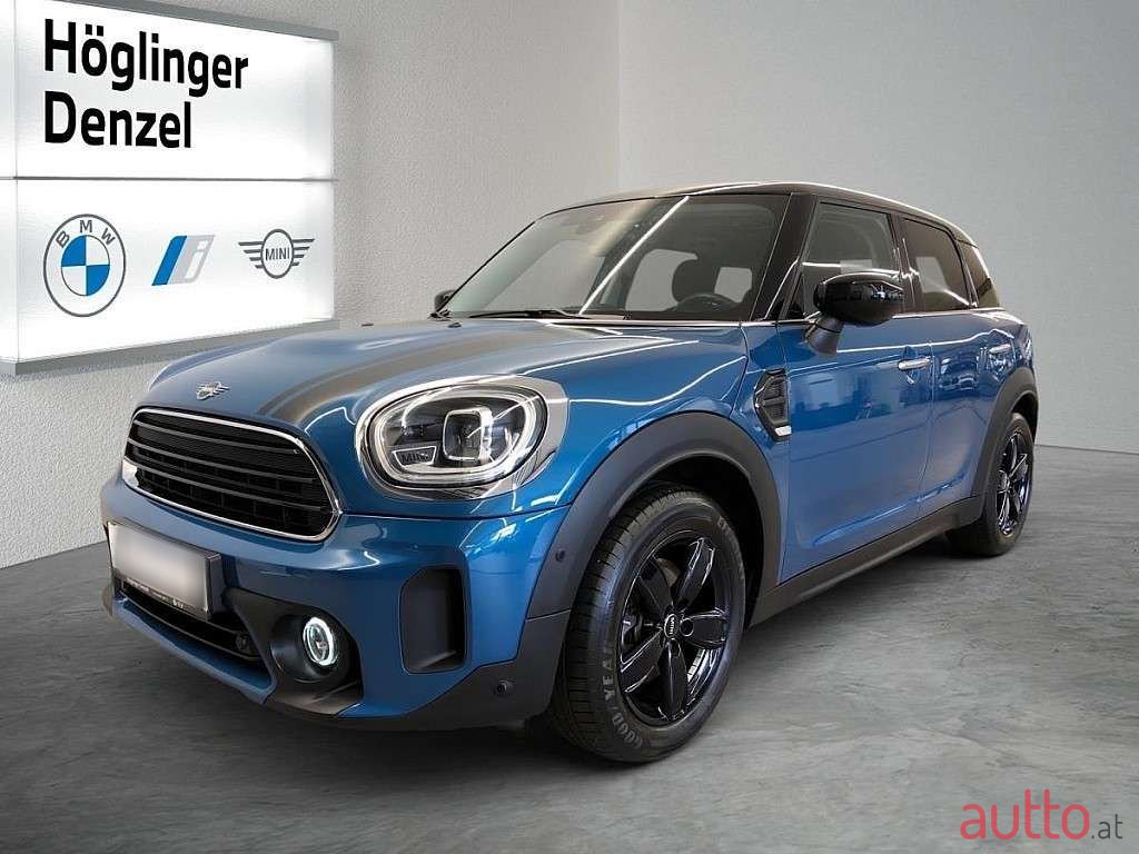 2020' MINI Countryman photo #2