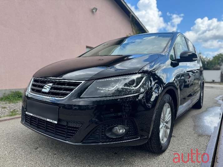 2012' SEAT Alhambra photo #1