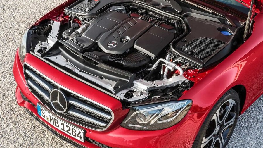 Mercedes-Benz Accused Of Using Defeat Devices, Faced Recalls In Germany