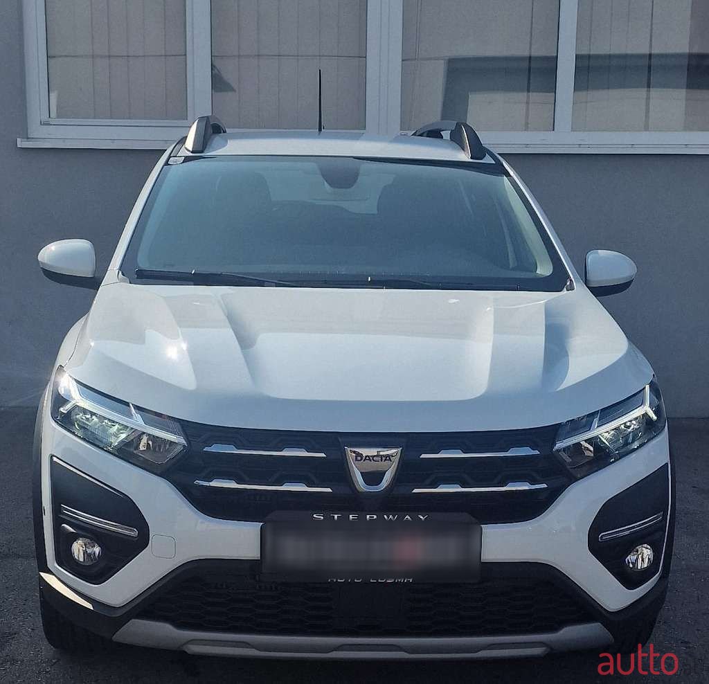 2022' Dacia Sandero photo #2