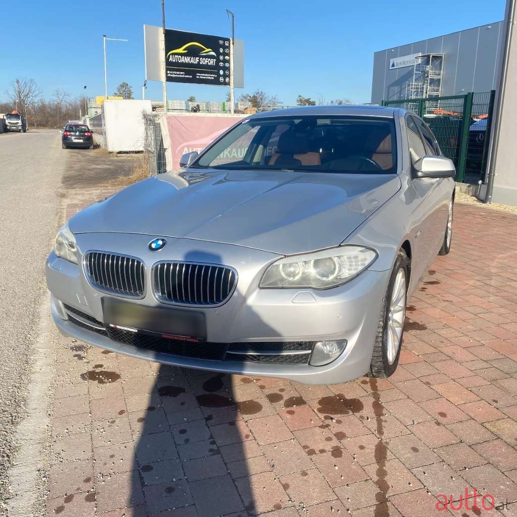 2012' BMW 5Er-Reihe photo #1