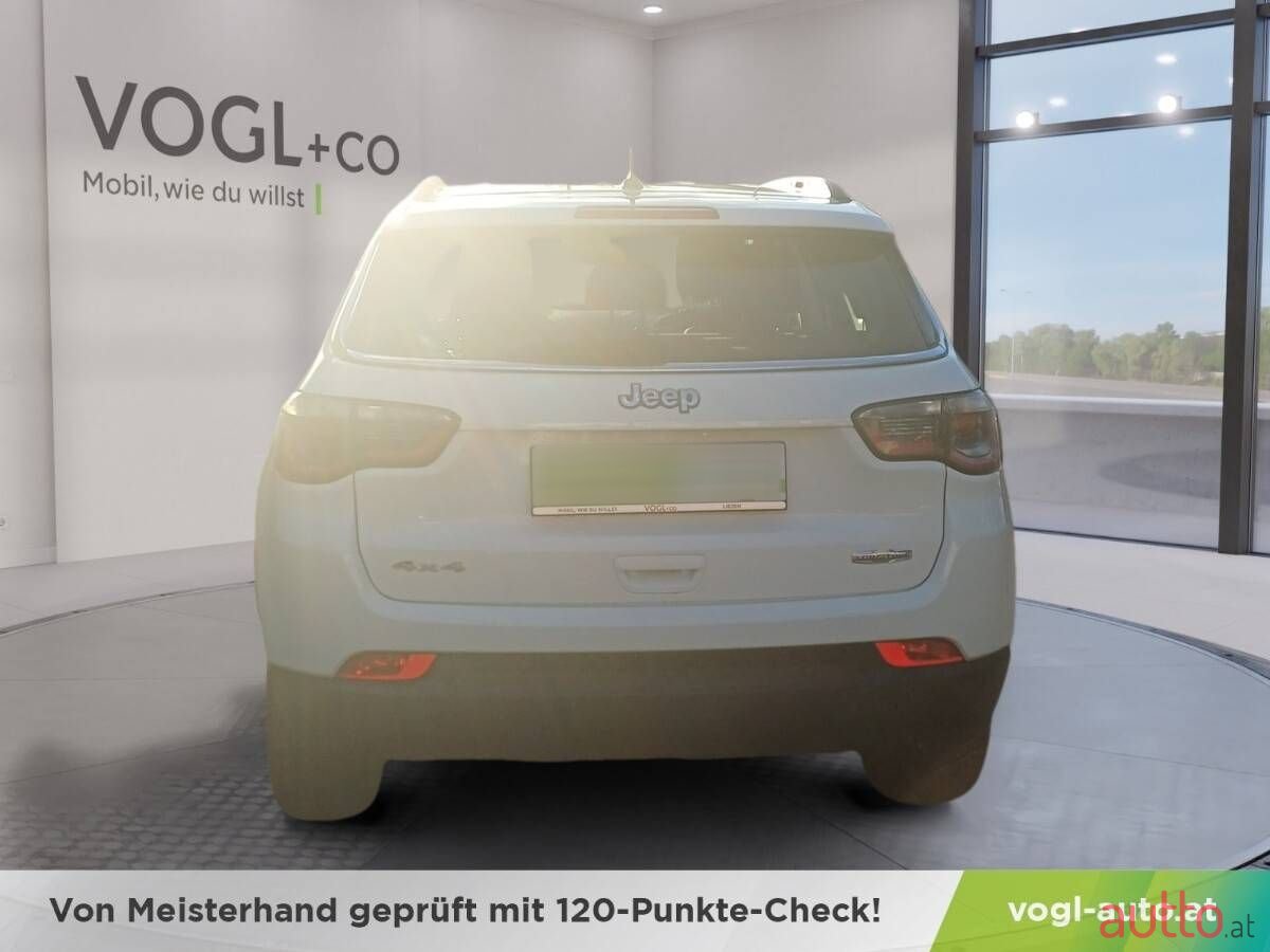 2018' Jeep Compass photo #6