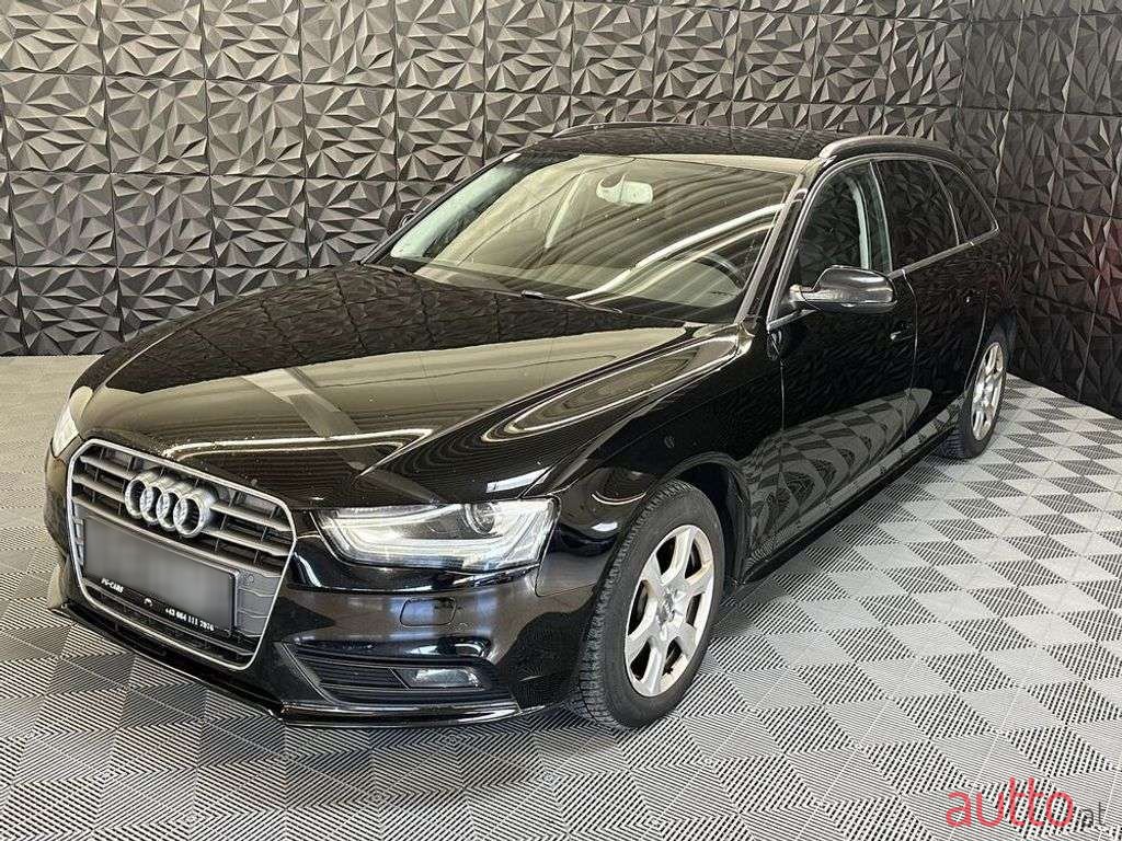 2012' Audi A4 photo #6