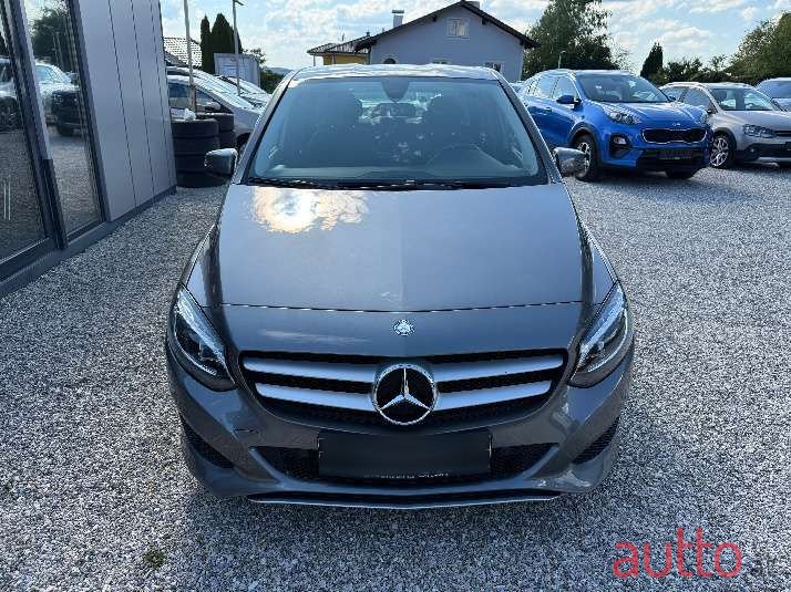 2016' Mercedes-Benz B-Klasse photo #2