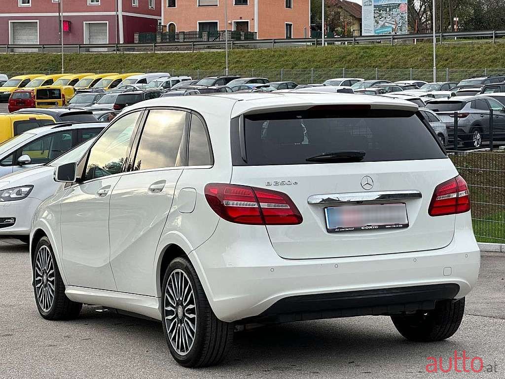 2016' Mercedes-Benz B-Klasse photo #4