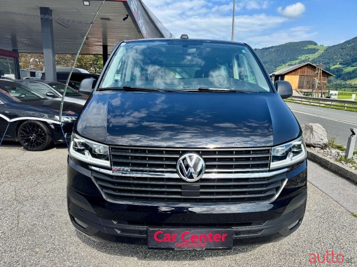 2020' Volkswagen Multivan photo #2