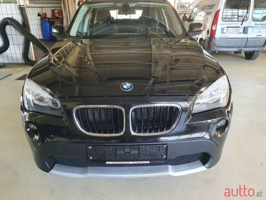 2011' BMW X1 photo #2