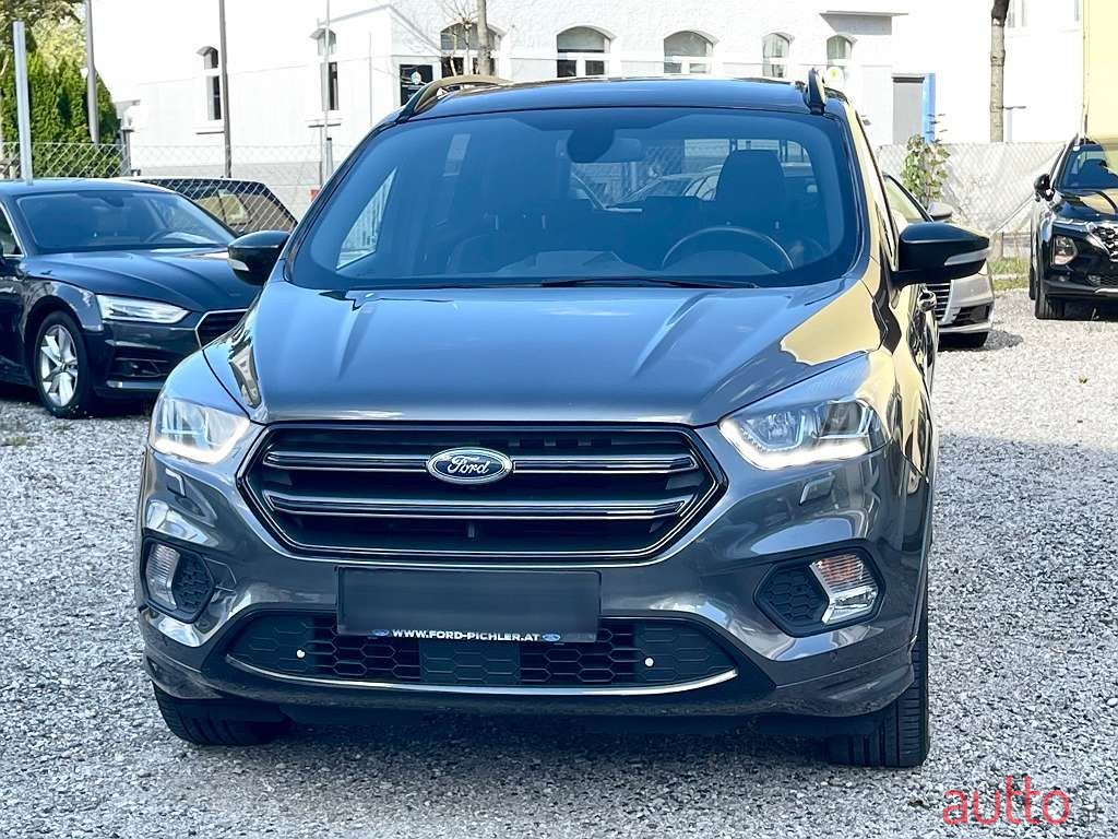 2017' Ford Kuga photo #2